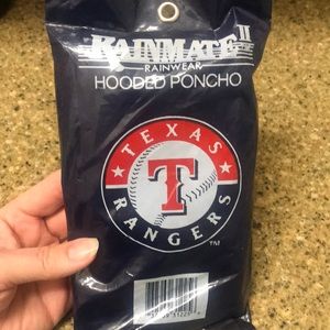 Rain poncho NWOT